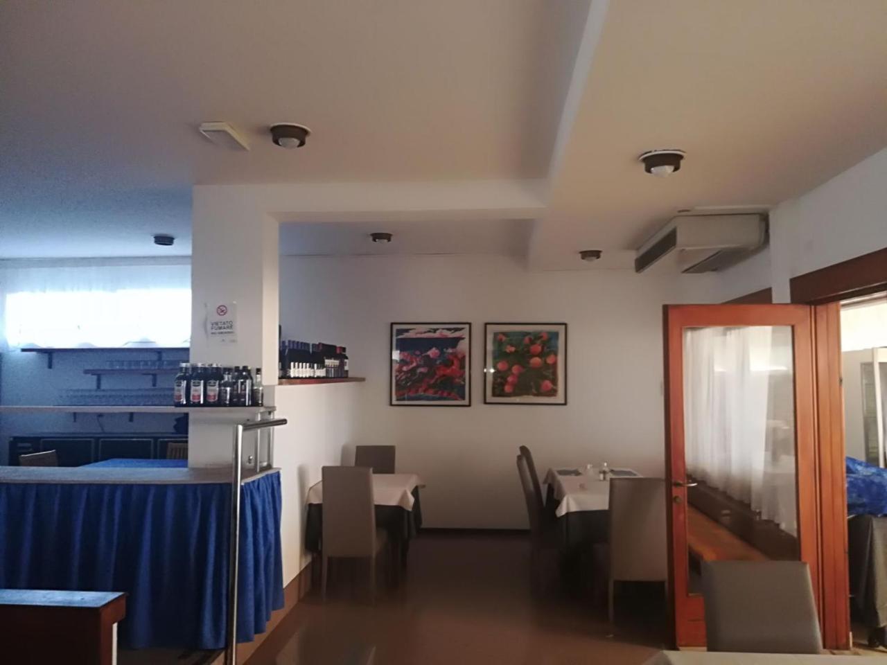 Hotel Ambra Lignano Sabbiadoro Exterior foto